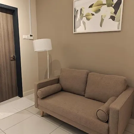 Edumetro At Subang Jaya Apartment Room photo