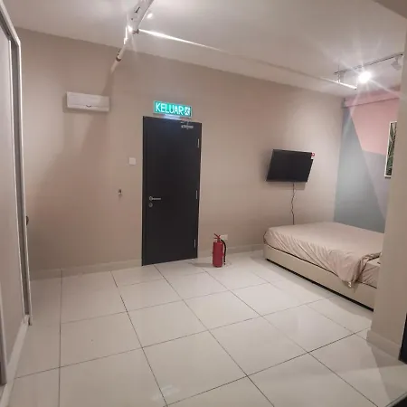Edumetro At Subang Jaya Apartment Room photo