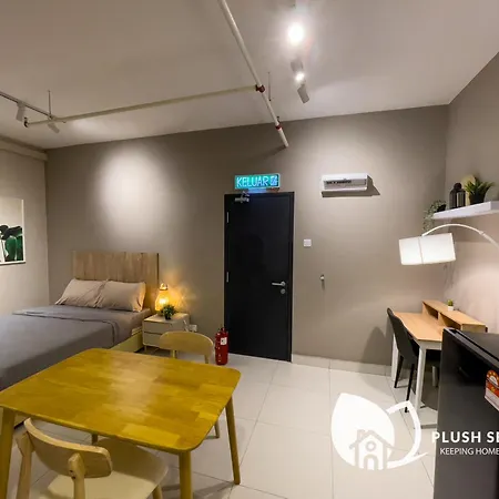 Edumetro At Subang Jaya Apartment Room photo