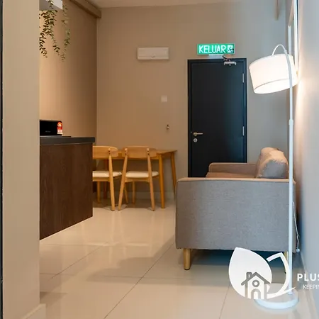 Edumetro At Subang Jaya Apartment Room photo