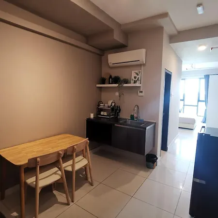 Edumetro At Subang Jaya Apartment Exterior photo